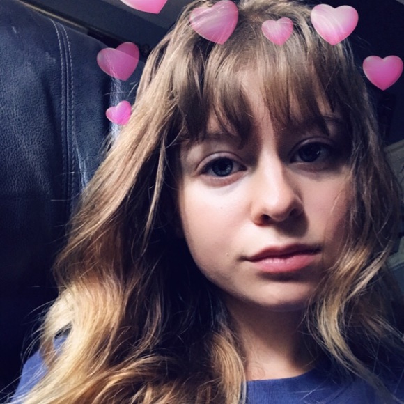 Meet your Posher, Lacey - Picture 1 of 1